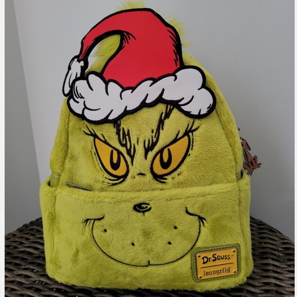 Loungefly The Grinch Santa Hat Christmas Cosplay Mini Backpack Fur Removable Hat - Picture 3 of 6